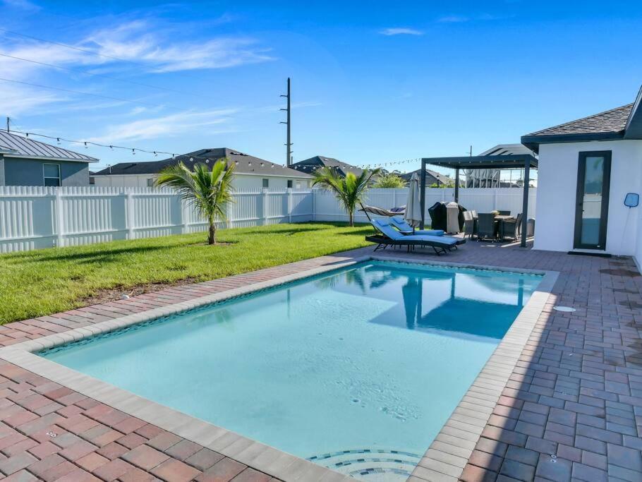 Casa Sevilla, Heated Pool, Sleeps 9, 4B3B ケープコーラル エクステリア 写真